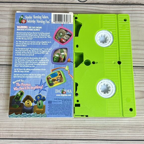 VeggieTales: 3 VHS Lot Toy Saved Christmas King George Ducky Ultimate Silly Song - Picture 11 of 12